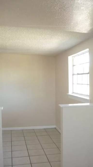 Main picture of 523 Chula Vista St