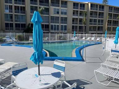 Main picture of 3706 Lake Bayshore Dr