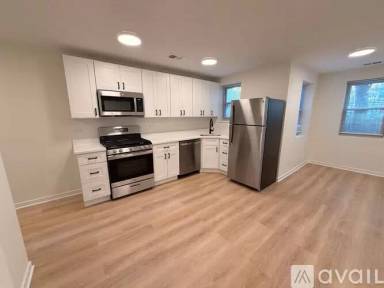 Main picture of 6236 N Bell Ave