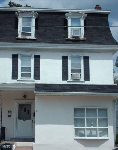 Main picture of 21 N Front St