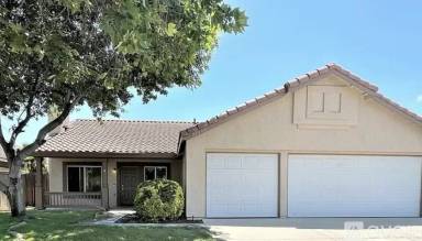 Main picture of 32390 Ontario Way