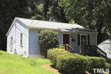 Main picture of 1409 Sedgefield St