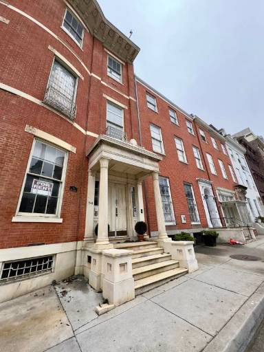 Main picture of 7 W Mulberry St