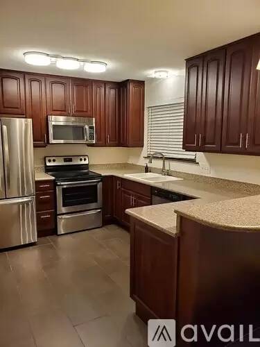 Main picture of 7914 Mullen Dr