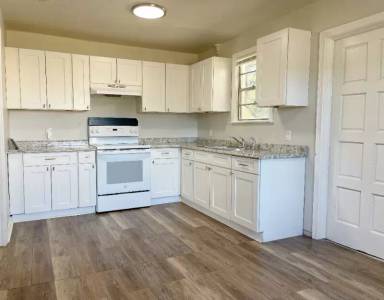 Main picture of 9104 1st Ave