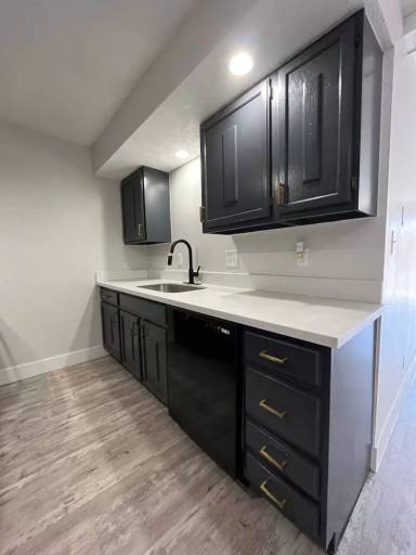 Main picture of 3341 Holdrege St