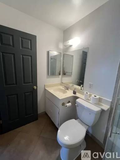 Main picture of 666 S 8th St