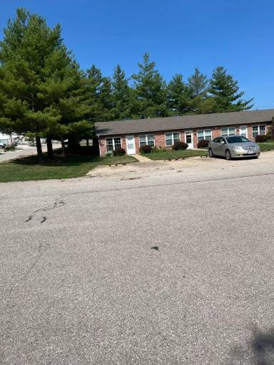 Main picture of 1105 S Wines St