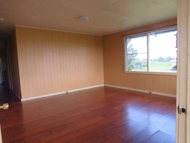Main picture of 560 Ainaola Dr