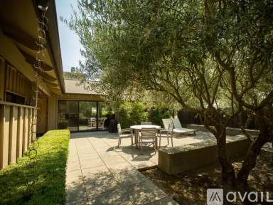Main picture of 1651 Cabernet Ln