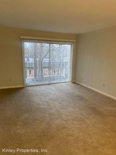 Main picture of 325 Orchard Trace Ln