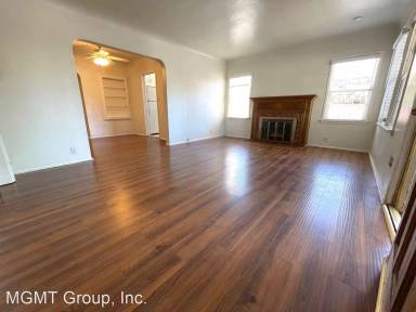 Main picture of 1100 N Evergreen St
