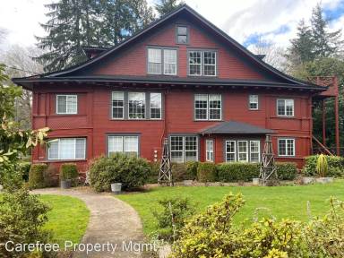 Main picture of 8879 SE 9th Ave