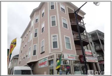 Main picture of 210 Chandler St