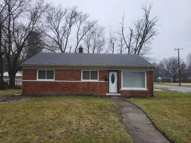 Main picture of 28315 Pierce St