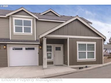 Main picture of 2755 SW Greens Blvd