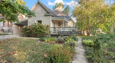 Main picture of 312 Avondale Ave