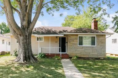 Main picture of 53 Fernhill Ave