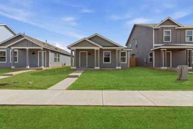 Main picture of 596 Sormonne Loop