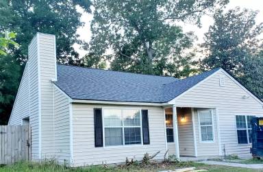 Main picture of 227 Laurelwood Dr