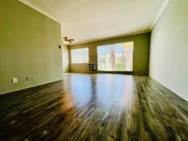 Main picture of 4475 Murietta Ave