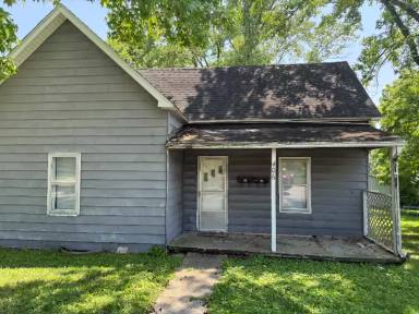 Main picture of 406 1/2 17th St