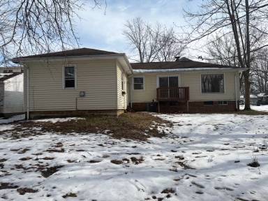 Main picture of 1270 Roland Rd