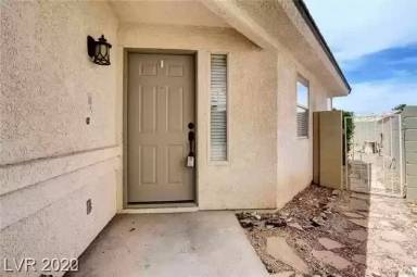 Main picture of 8208 Moradi Ave