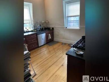 Main picture of 12 Lincoln Ave