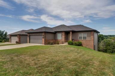 Main picture of 1503 E Fairwind