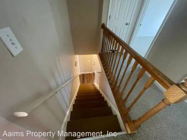 Main picture of 507 Lakeridge Dr