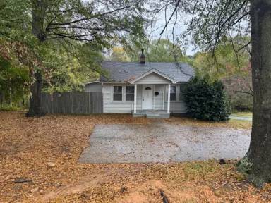 Main picture of 1404 Linwood Rd