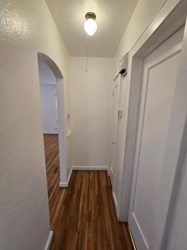 Main picture of 530 W B St