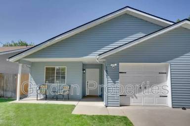 Main picture of 1631 E Peggy Loop