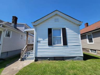 Main picture of 711 Cleveland Ave