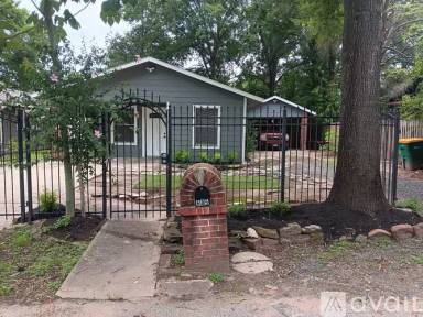 Main picture of 605 Avenue J