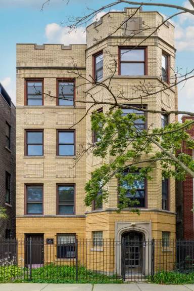Main picture of 1839 N Humboldt Blvd