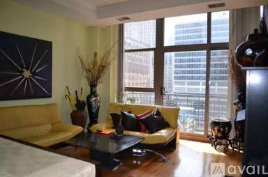 Main picture of 212 W Washington Condos