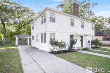 Main picture of 3038 Maffett St