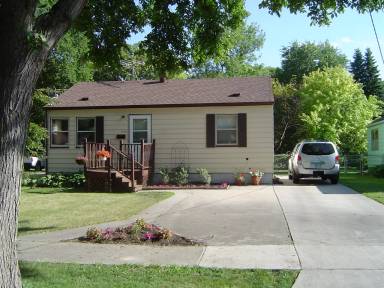Main picture of 1526 8th Ave S