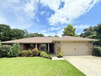 Main picture of 5227 English Oak Dr