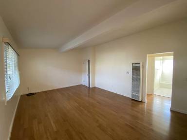 Main picture of 420 Lighthouse Ave