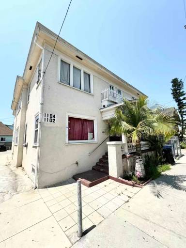 Main picture of 1108 W 18th St