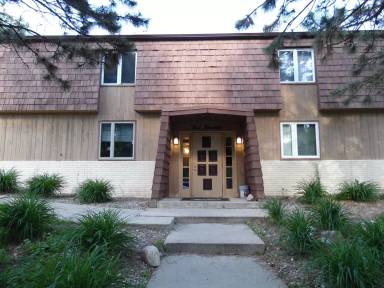 Main picture of 400 N Lake Ave