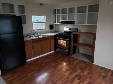 Main picture of 102 5th Ave