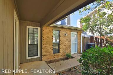 Main picture of 1309 Yeomans Rd