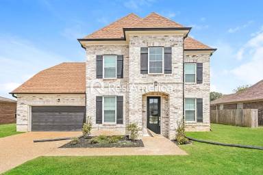 Main picture of 136 Heartland Ln