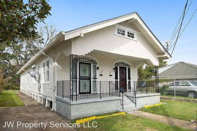 Main picture of 1356 S Myrtle St