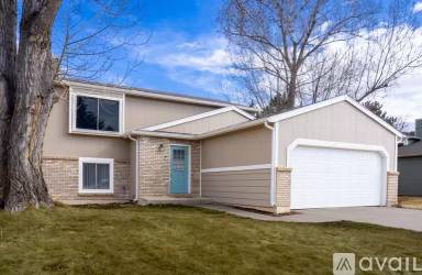 Main picture of 3424 Colony Dr