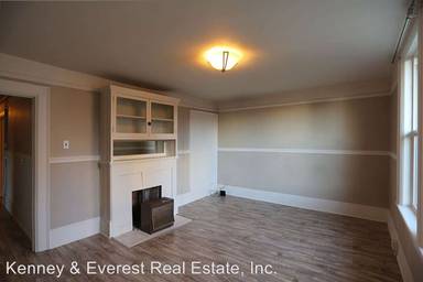 Main picture of 1070B Washington St